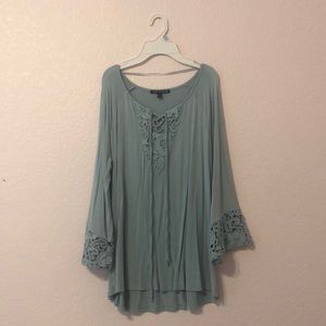 Cable and Gauge Long Sleeved Top